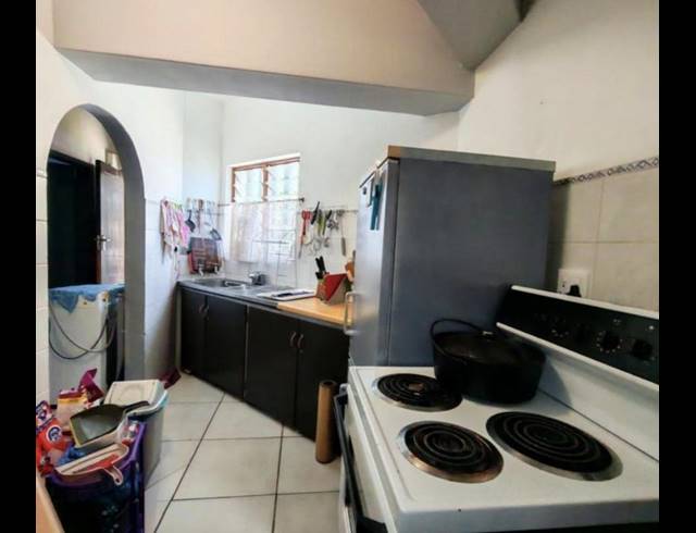 2 BEDROOM APARTMENT FOR SALE IN UVONGO